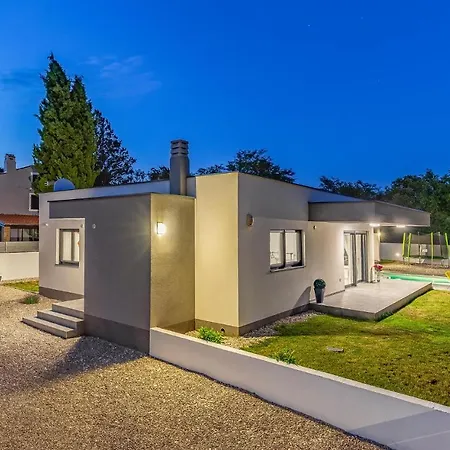 Casa de Férias Lovely In With Wifi *